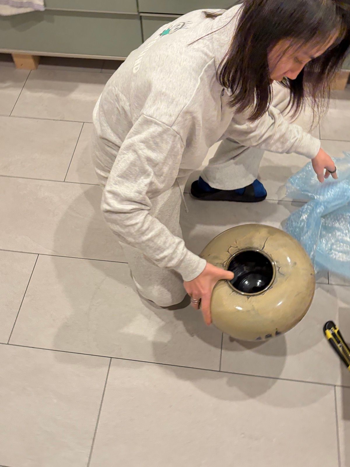 First clear look — the crackle glaze and two-tone coloring were even better in person